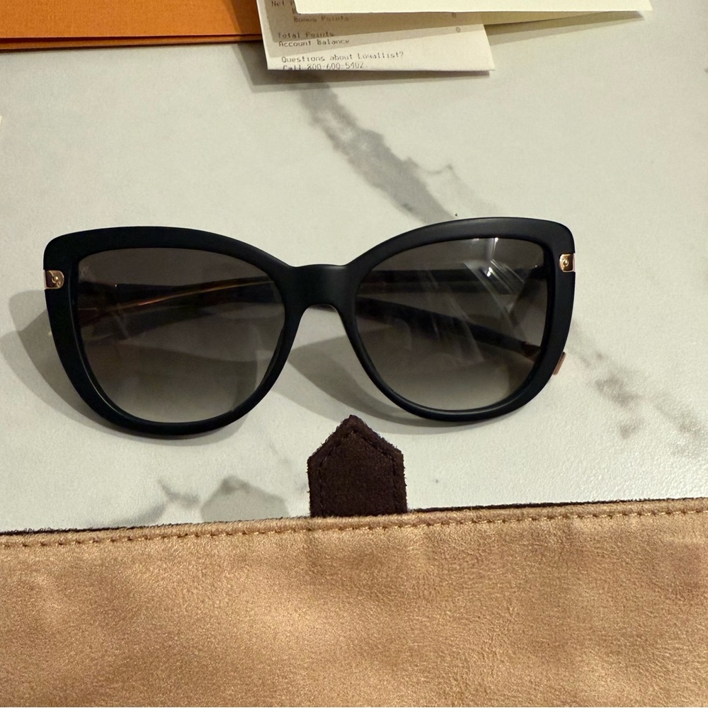 Louis Vuitton Black Matte Acetate Frame Charlotte Sunglasses - Z0781W - Picture 8 of 8
